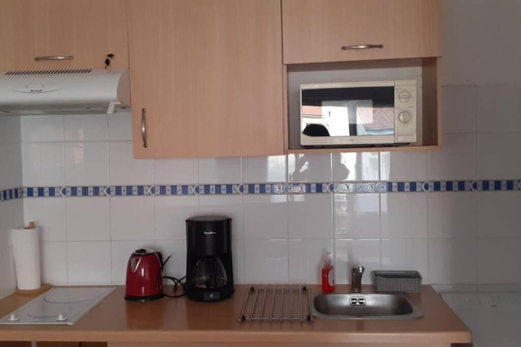 Agreable Logement Proche De La Gare Et Du Polygone Apartment เบซิเยร์ ภายนอก รูปภาพ